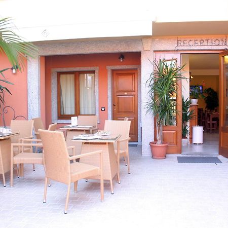 וילסימיוס B&B I Graniti Sardi מראה חיצוני תמונה