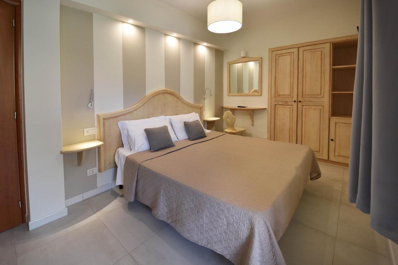 וילסימיוס B&B I Graniti Sardi מראה חיצוני תמונה
