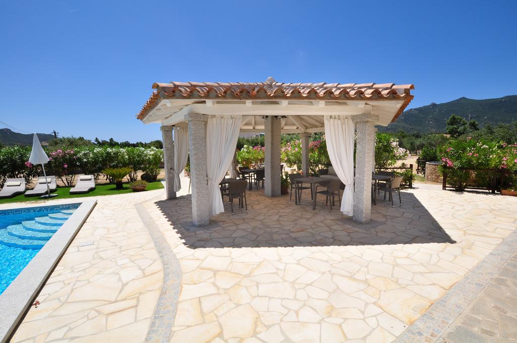 וילסימיוס B&B I Graniti Sardi מראה חיצוני תמונה
