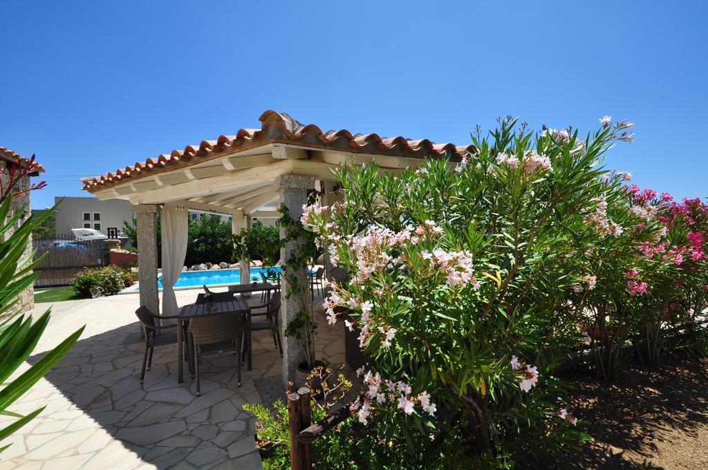 וילסימיוס B&B I Graniti Sardi מראה חיצוני תמונה