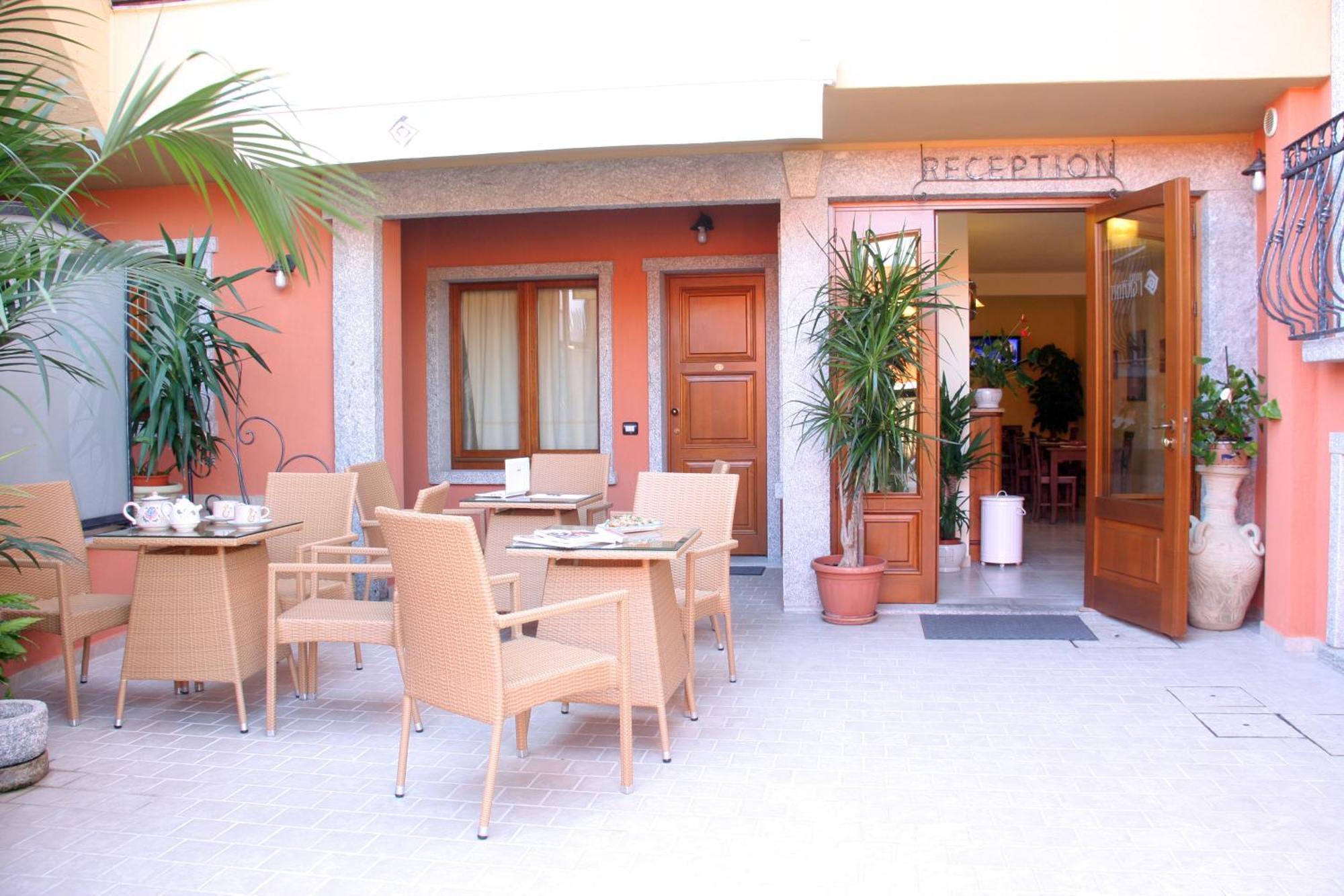 וילסימיוס B&B I Graniti Sardi מראה חיצוני תמונה