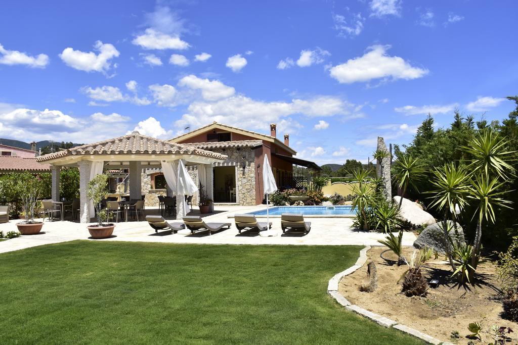 וילסימיוס B&B I Graniti Sardi מראה חיצוני תמונה