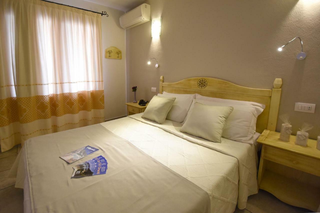 וילסימיוס B&B I Graniti Sardi מראה חיצוני תמונה