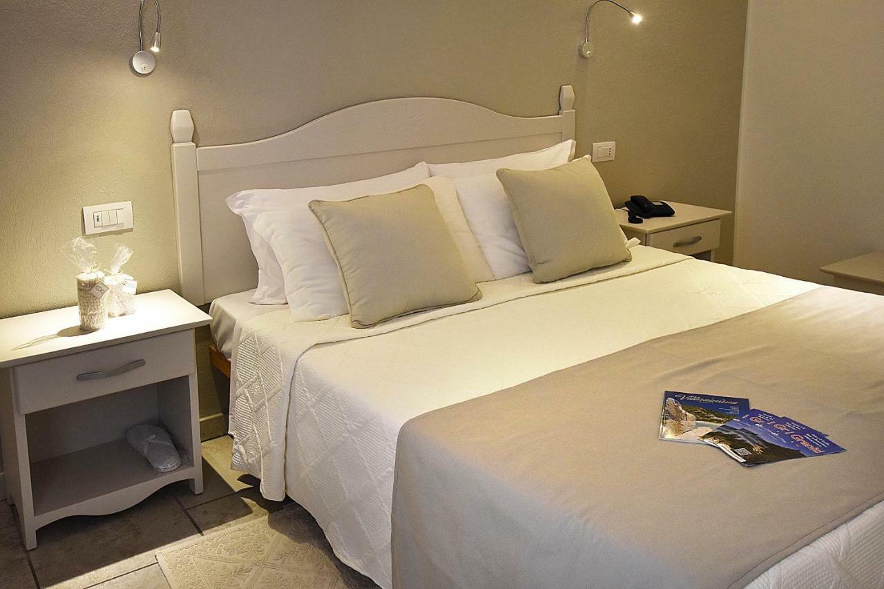 וילסימיוס B&B I Graniti Sardi מראה חיצוני תמונה